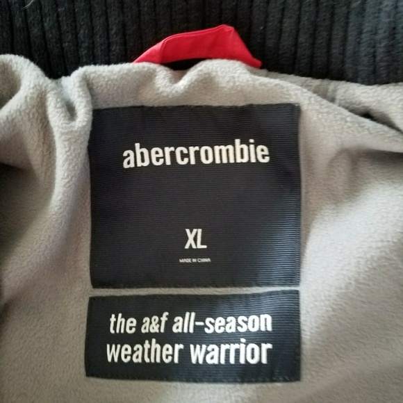 Boys Abercrombie jacket - Picture 3 of 5